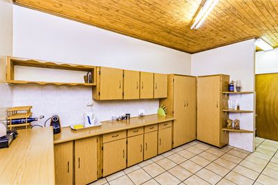 1 Thrush Street — Kitchen