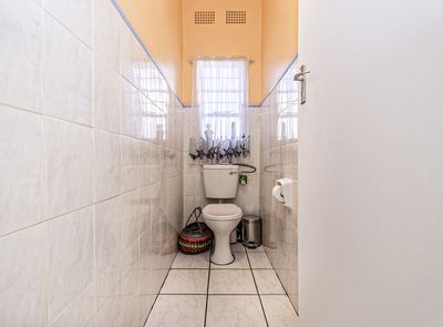 1 Thrush Street — Guest toilet