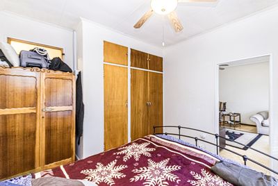1 Thrush Street — Flatlet