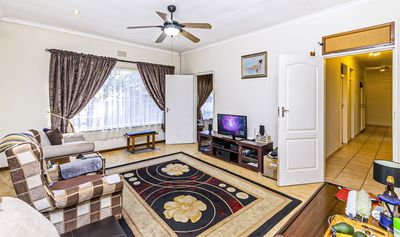 1 Thrush Street — Flatlet
