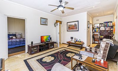1 Thrush Street — Flatlet