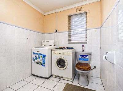 1 Thrush Street — Flatlet