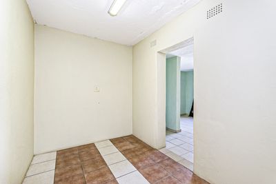 1 Thrush Street — Office / consulting room