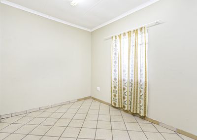 1 Thrush Street — Office / consulting room
