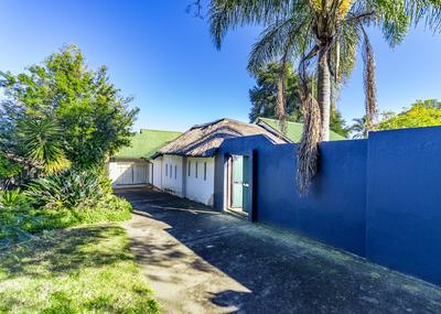 1 Thrush Street — Second entrance, Cecil Knight Street