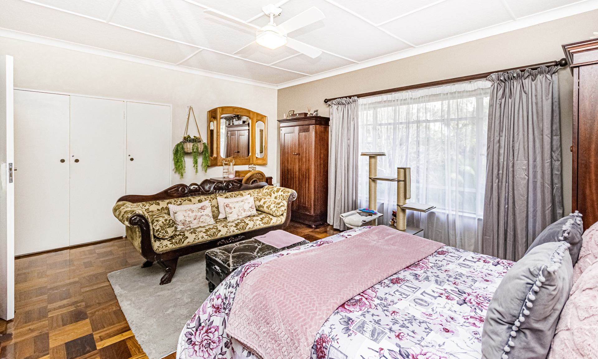 Main bedroom