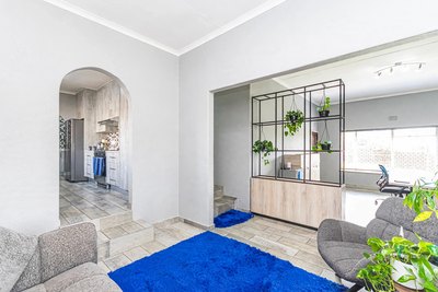 39 Diamant Street &mdash; dining room