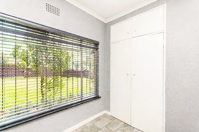 39 Diamant Street &mdash; bedroom