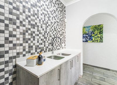 39 Diamant Street &mdash; kitchen scullery