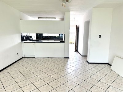 74 Florida Cabanas, Florida &mdash; living room