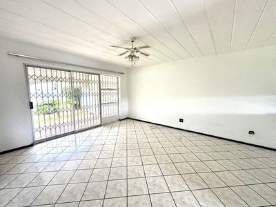 74 Florida Cabanas, Florida &mdash; living room